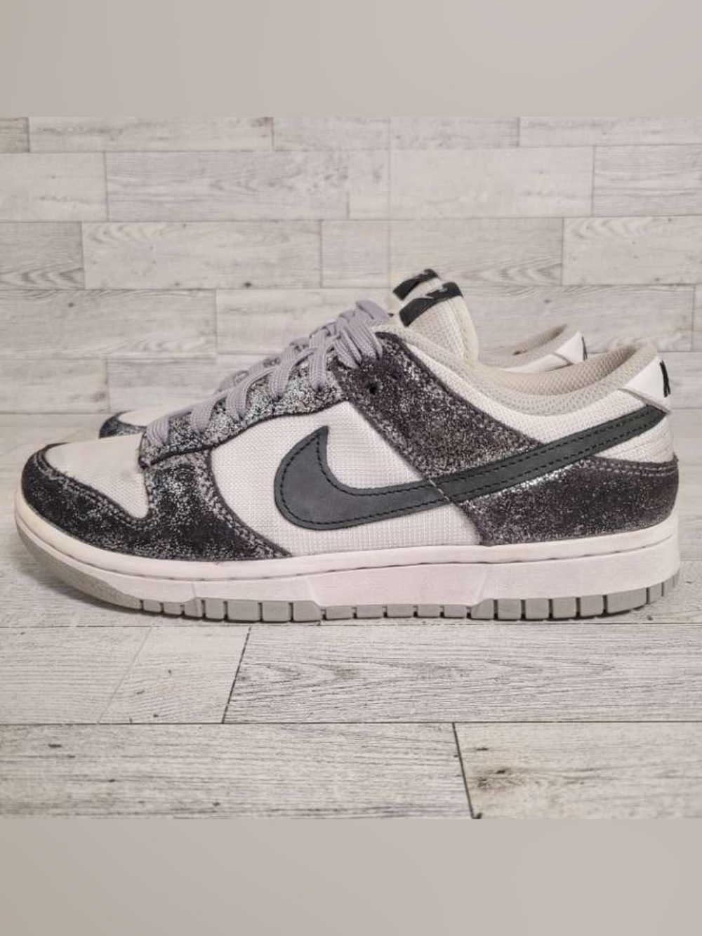 Womens Nike Dunk Low Golden Gals Metallic Silver Leather Sneakers Shoes Size 7.5